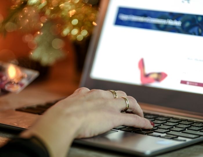 E-Ticaret Yönetimi ile Satışlarını <b>Zirveye</b>  Taşı!